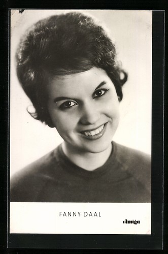 Cartolina musicista fanny - cartolina,