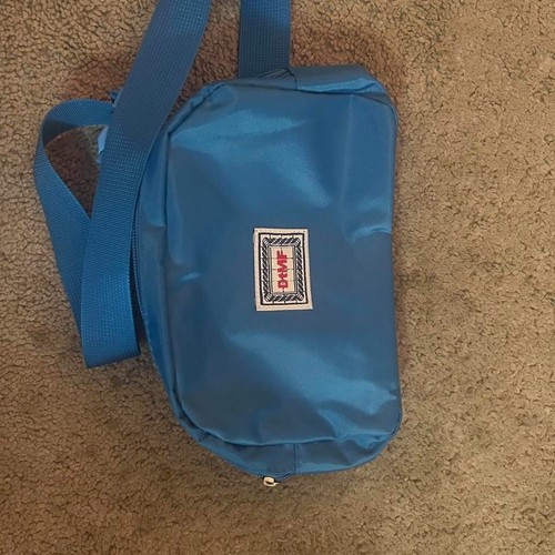 Blue bad bunny dtmf crossbody - blue,
